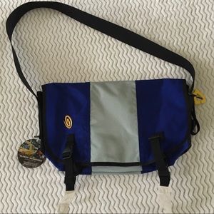 Timbuk2 Unisex Classic Messenger Bag in Blue Sz. M